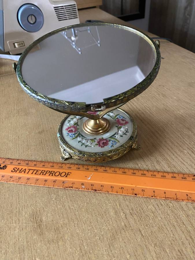 Vintage swivel mirror